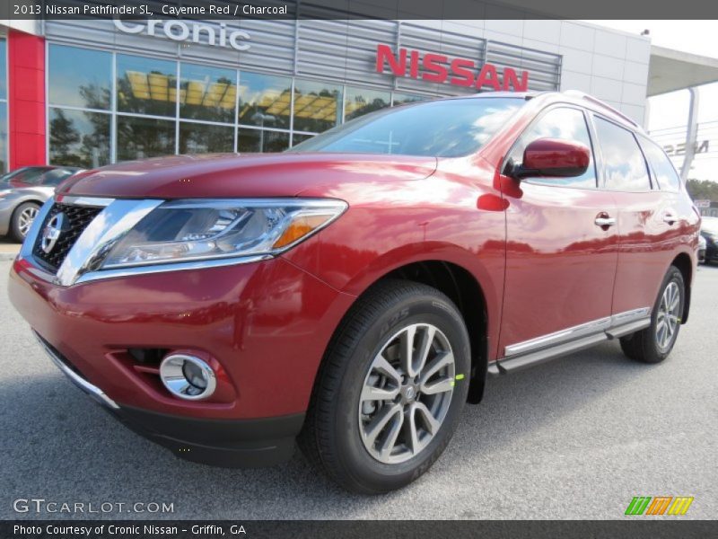 Cayenne Red / Charcoal 2013 Nissan Pathfinder SL