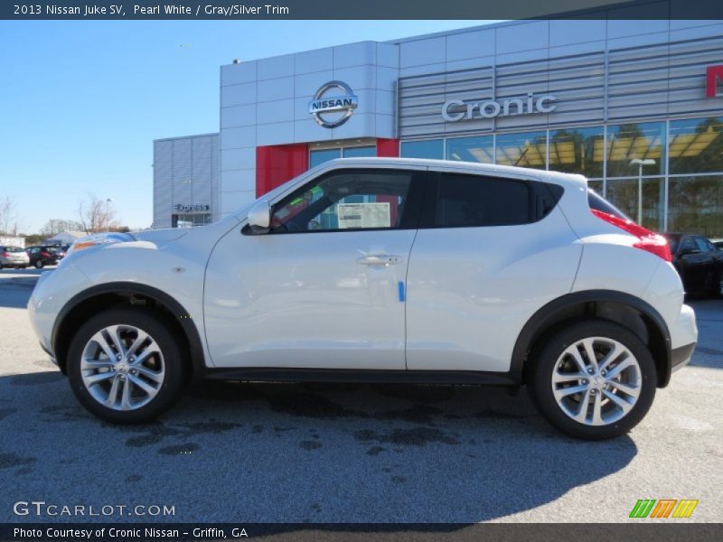 Pearl White / Gray/Silver Trim 2013 Nissan Juke SV