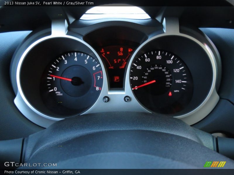 Pearl White / Gray/Silver Trim 2013 Nissan Juke SV