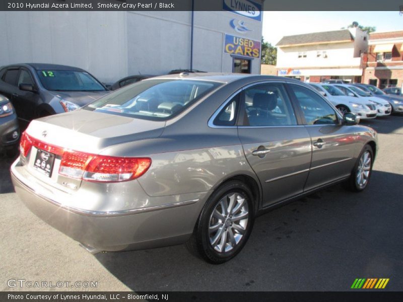 Smokey Gray Pearl / Black 2010 Hyundai Azera Limited