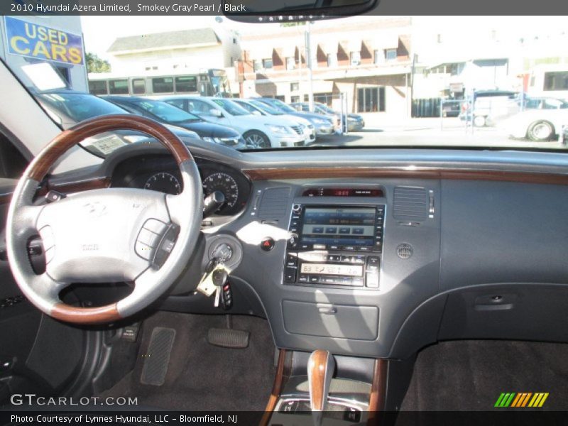 Smokey Gray Pearl / Black 2010 Hyundai Azera Limited