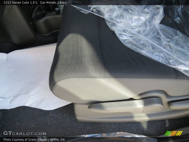 Gun Metallic / Black 2013 Nissan Cube 1.8 S