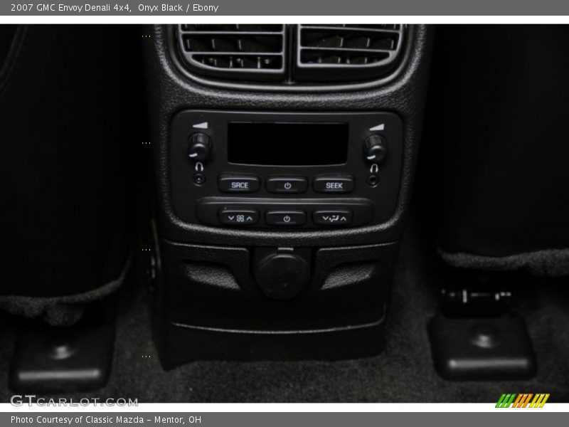 Onyx Black / Ebony 2007 GMC Envoy Denali 4x4