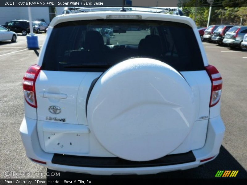 Super White / Sand Beige 2011 Toyota RAV4 V6 4WD