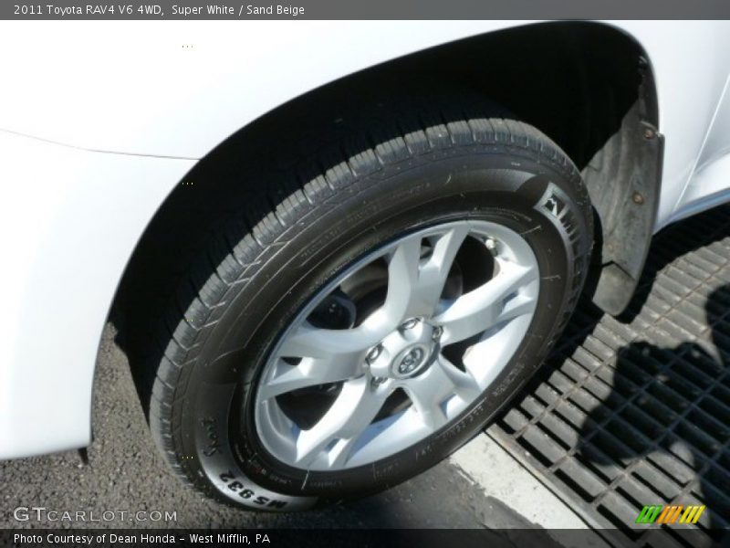 Super White / Sand Beige 2011 Toyota RAV4 V6 4WD