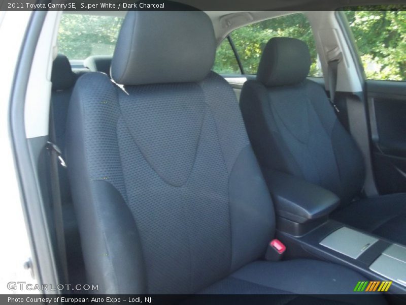 Super White / Dark Charcoal 2011 Toyota Camry SE