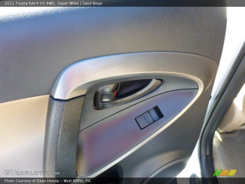 Super White / Sand Beige 2011 Toyota RAV4 V6 4WD