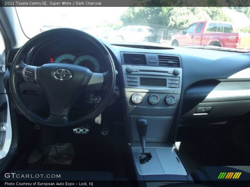 Super White / Dark Charcoal 2011 Toyota Camry SE