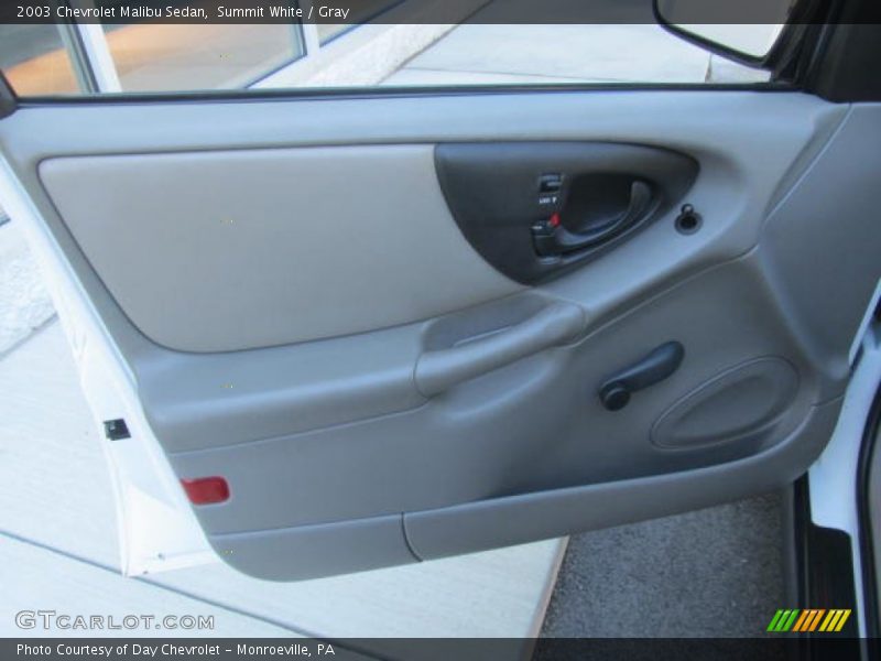 Summit White / Gray 2003 Chevrolet Malibu Sedan