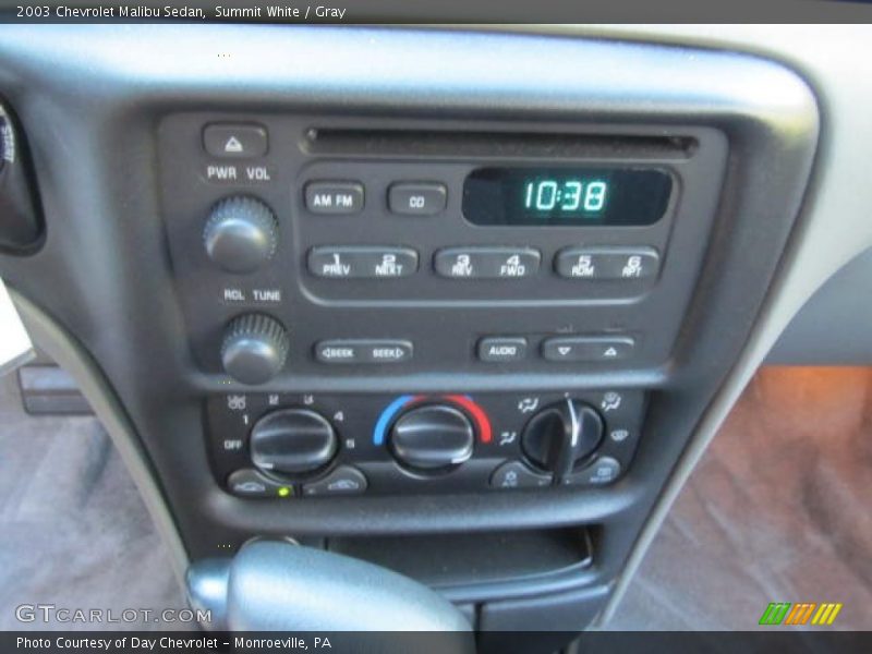 Summit White / Gray 2003 Chevrolet Malibu Sedan