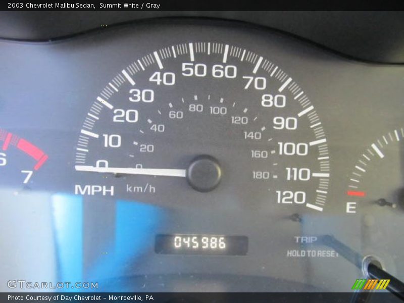 Summit White / Gray 2003 Chevrolet Malibu Sedan