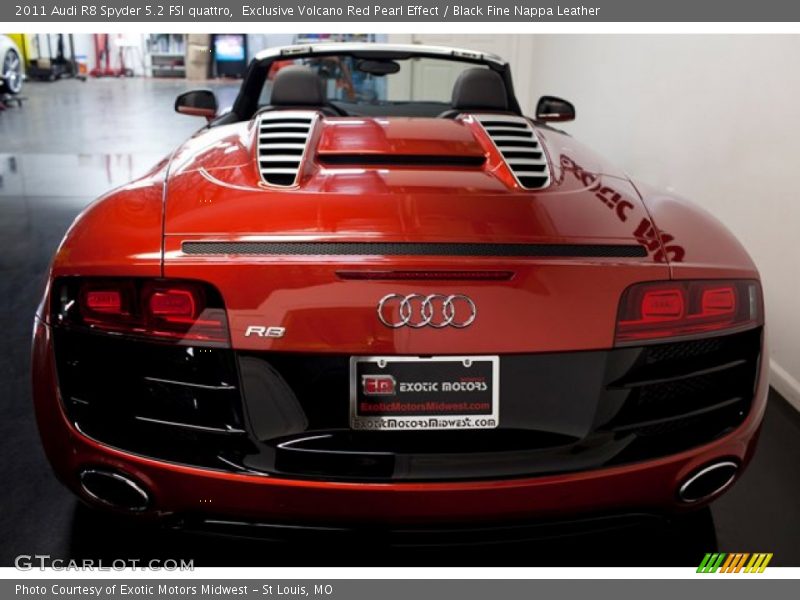 Exclusive Volcano Red Pearl Effect / Black Fine Nappa Leather 2011 Audi R8 Spyder 5.2 FSI quattro