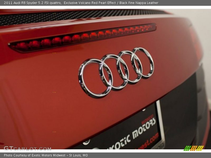 Exclusive Volcano Red Pearl Effect / Black Fine Nappa Leather 2011 Audi R8 Spyder 5.2 FSI quattro