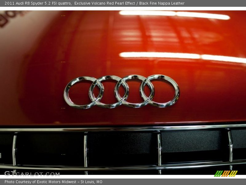 Exclusive Volcano Red Pearl Effect / Black Fine Nappa Leather 2011 Audi R8 Spyder 5.2 FSI quattro