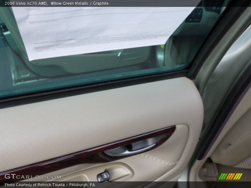 Willow Green Metallic / Graphite 2006 Volvo XC70 AWD