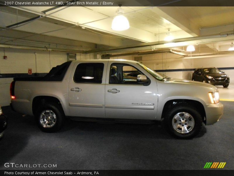 Silver Birch Metallic / Ebony 2007 Chevrolet Avalanche LT 4WD