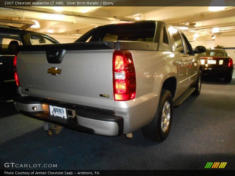 Silver Birch Metallic / Ebony 2007 Chevrolet Avalanche LT 4WD