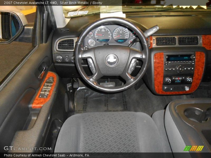 Silver Birch Metallic / Ebony 2007 Chevrolet Avalanche LT 4WD