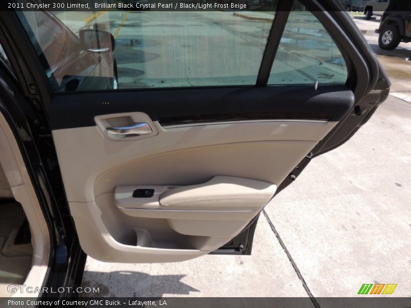 Brilliant Black Crystal Pearl / Black/Light Frost Beige 2011 Chrysler 300 Limited