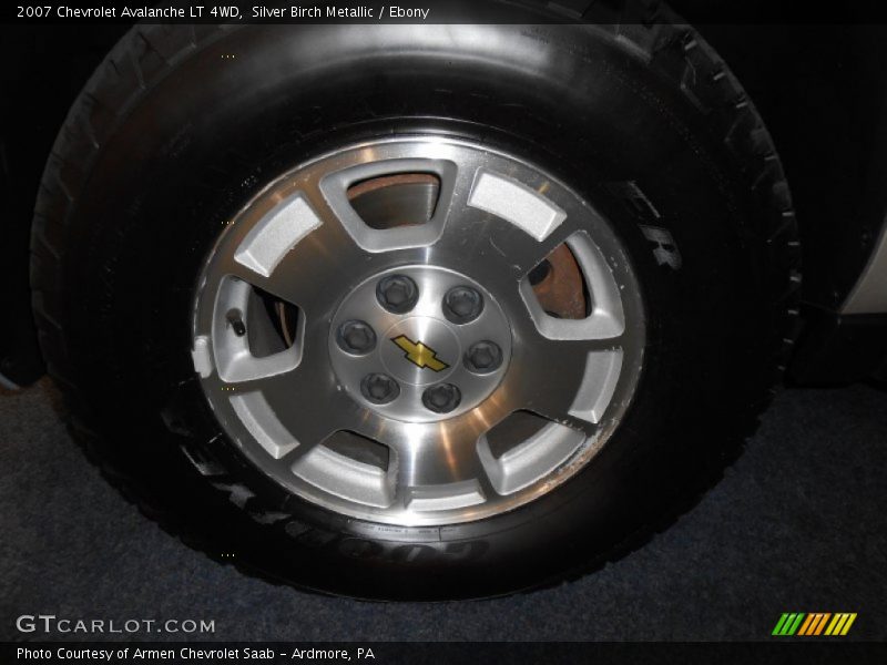 Silver Birch Metallic / Ebony 2007 Chevrolet Avalanche LT 4WD