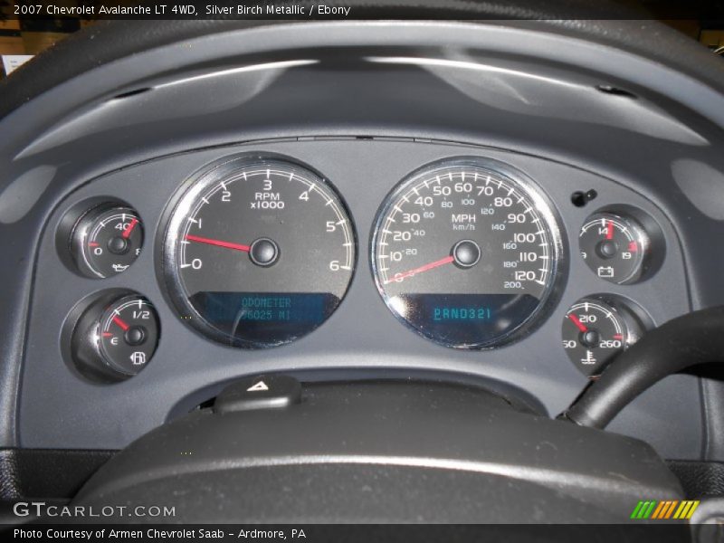Silver Birch Metallic / Ebony 2007 Chevrolet Avalanche LT 4WD