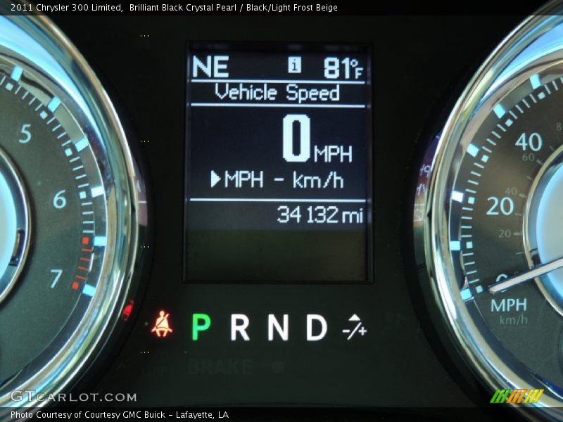 Brilliant Black Crystal Pearl / Black/Light Frost Beige 2011 Chrysler 300 Limited