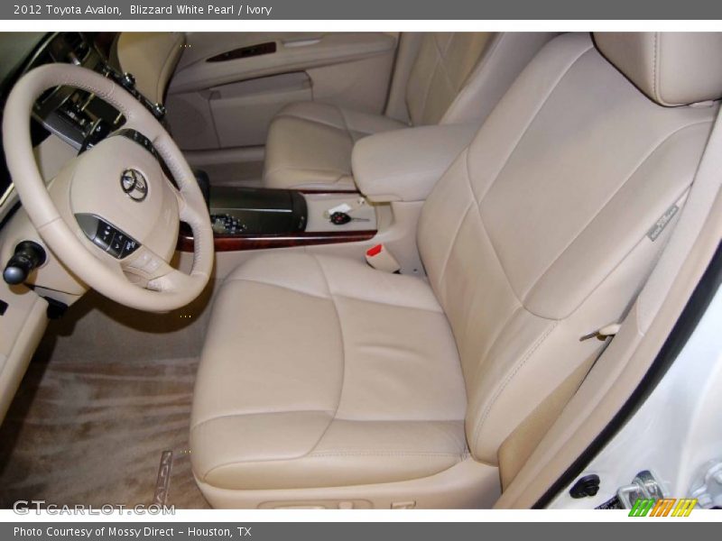 Blizzard White Pearl / Ivory 2012 Toyota Avalon