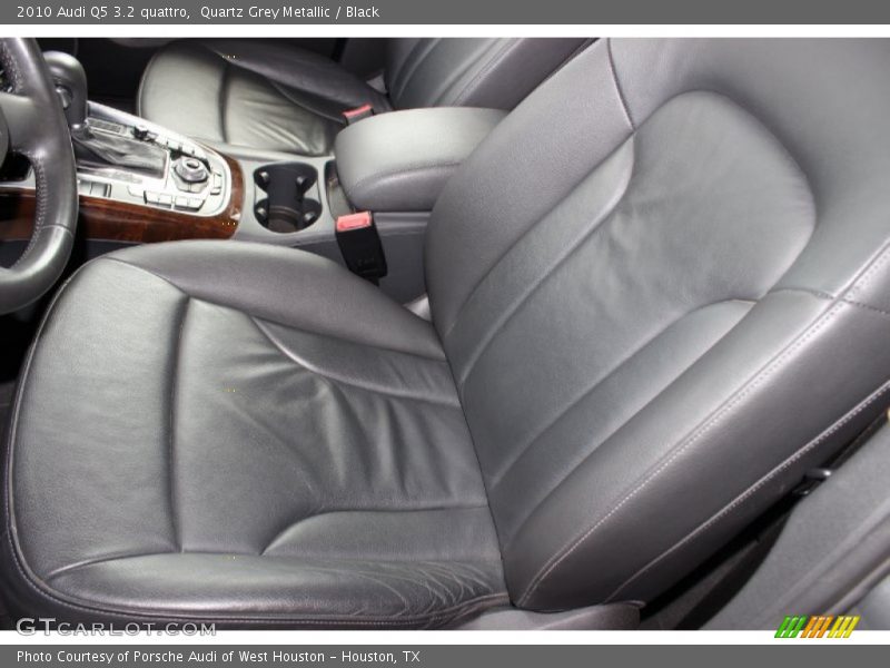 Quartz Grey Metallic / Black 2010 Audi Q5 3.2 quattro