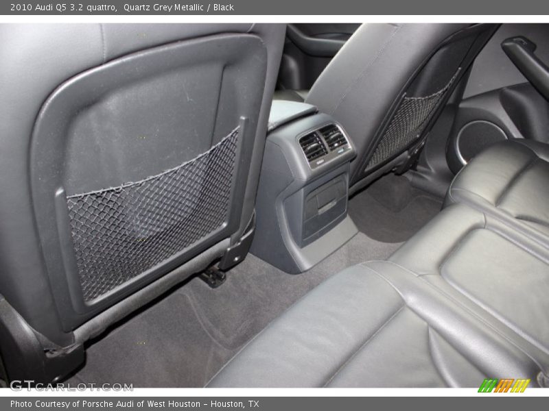 Quartz Grey Metallic / Black 2010 Audi Q5 3.2 quattro