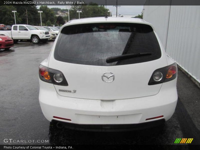 Rally White / Black 2004 Mazda MAZDA3 s Hatchback