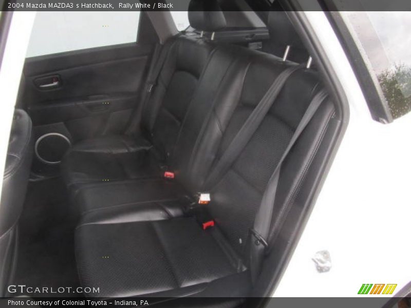 Rally White / Black 2004 Mazda MAZDA3 s Hatchback