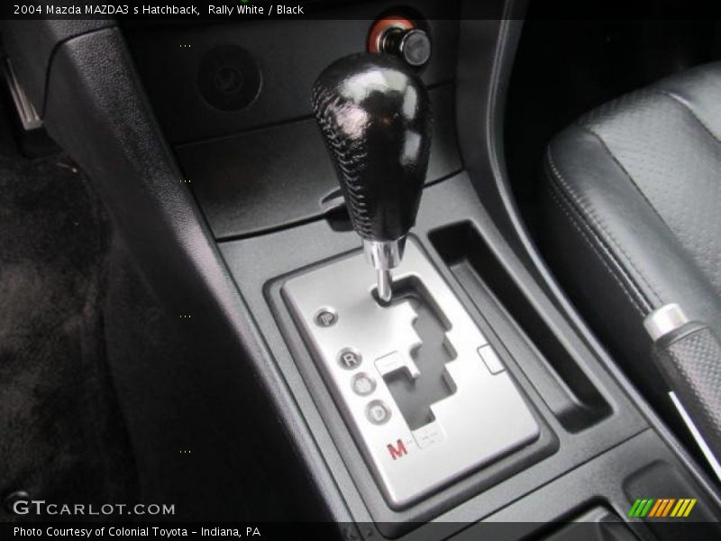 Rally White / Black 2004 Mazda MAZDA3 s Hatchback