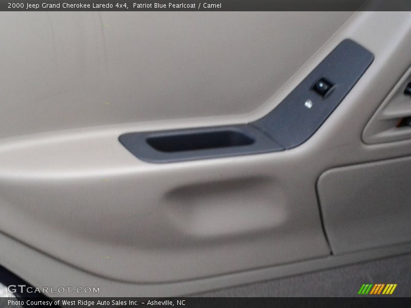 Patriot Blue Pearlcoat / Camel 2000 Jeep Grand Cherokee Laredo 4x4