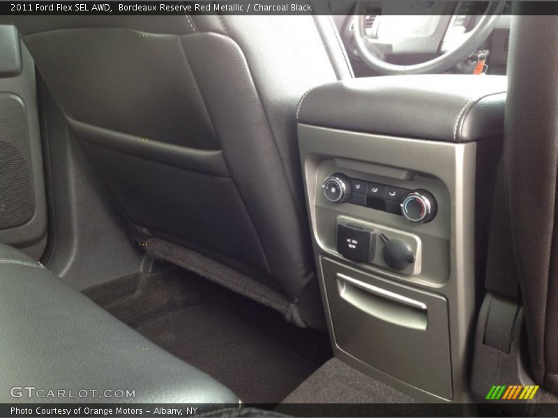 Bordeaux Reserve Red Metallic / Charcoal Black 2011 Ford Flex SEL AWD