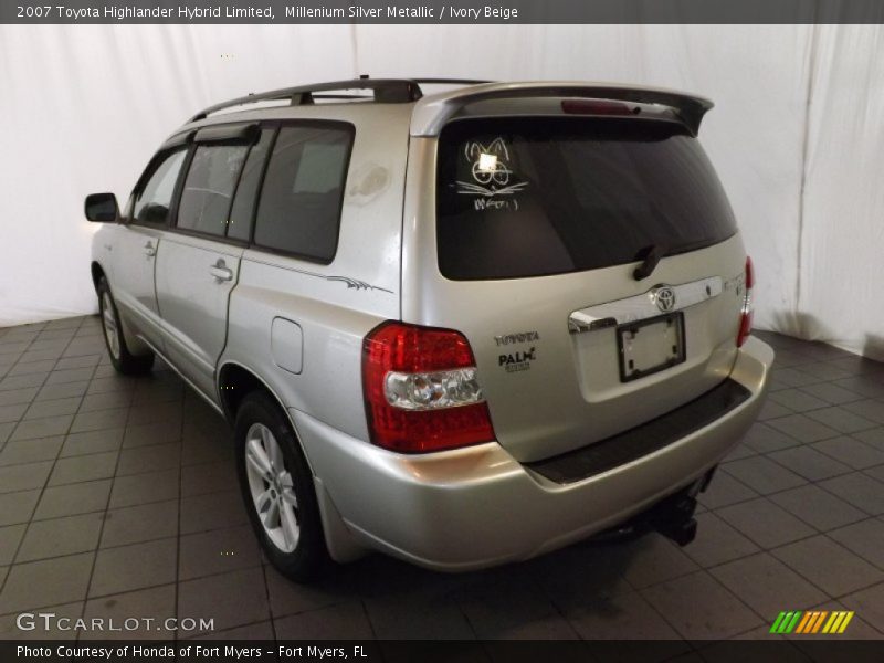 Millenium Silver Metallic / Ivory Beige 2007 Toyota Highlander Hybrid Limited