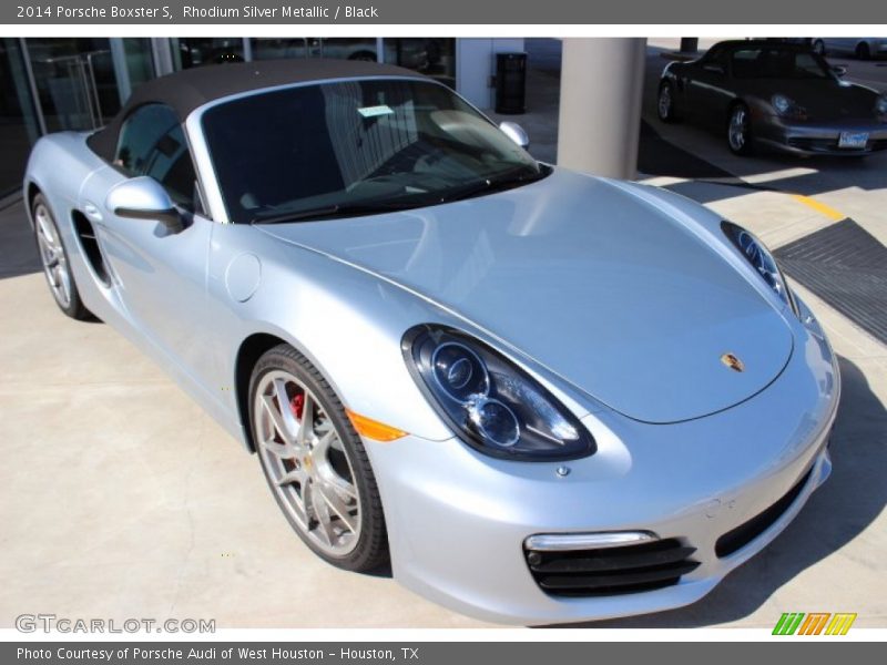 Front 3/4 View of 2014 Boxster S