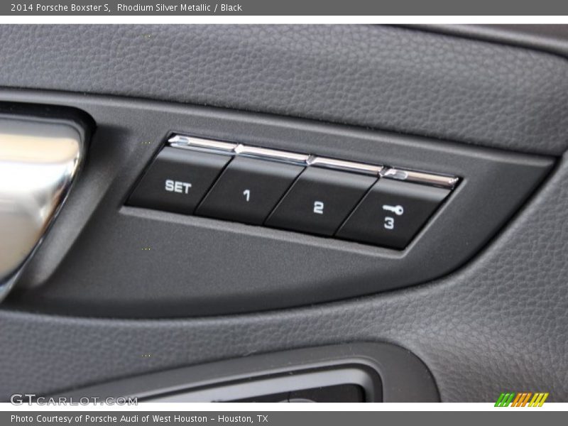 Controls of 2014 Boxster S