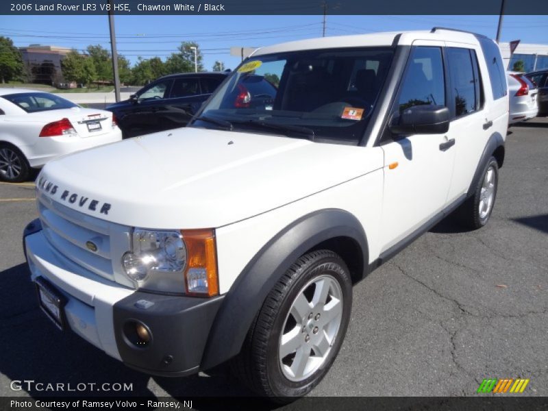 Front 3/4 View of 2006 LR3 V8 HSE