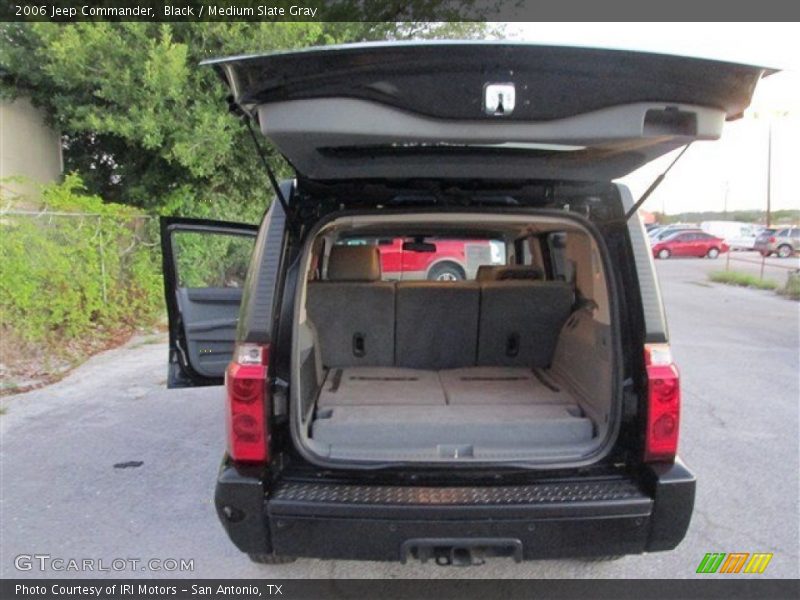 Black / Medium Slate Gray 2006 Jeep Commander