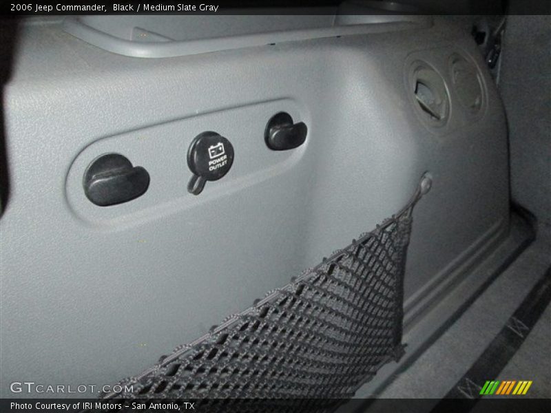Black / Medium Slate Gray 2006 Jeep Commander