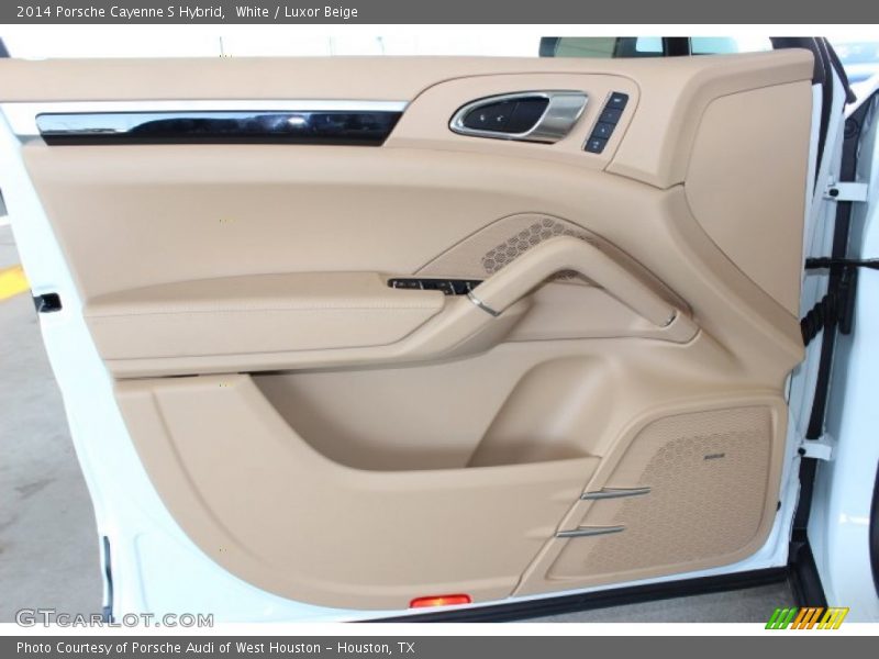 Door Panel of 2014 Cayenne S Hybrid
