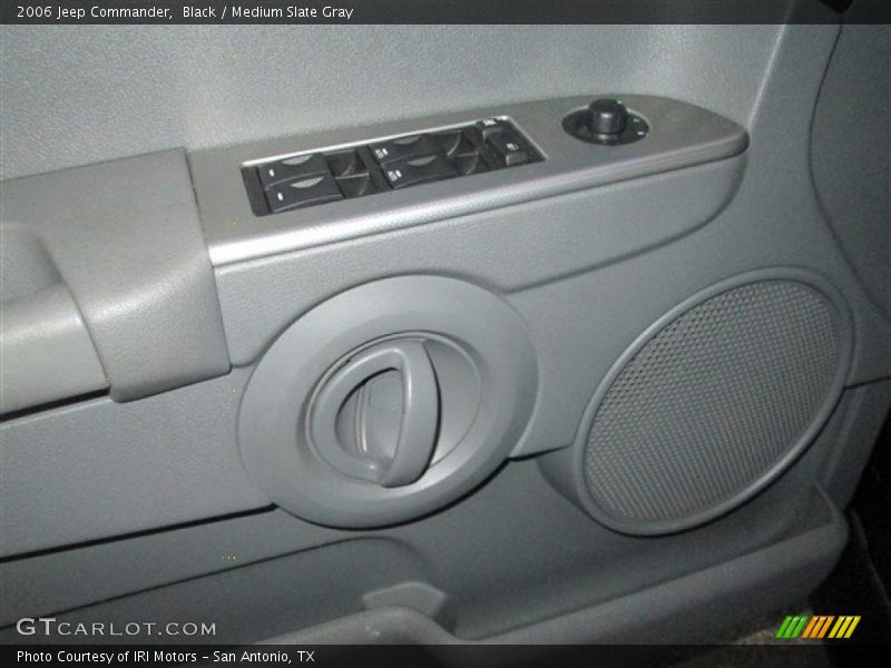 Black / Medium Slate Gray 2006 Jeep Commander