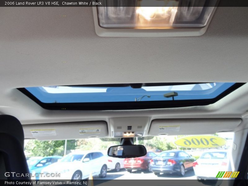 Chawton White / Black 2006 Land Rover LR3 V8 HSE