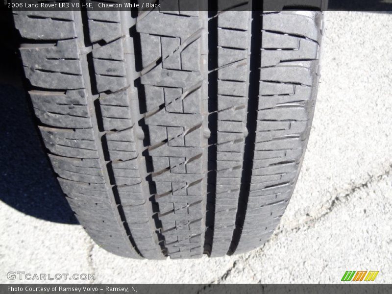 Chawton White / Black 2006 Land Rover LR3 V8 HSE