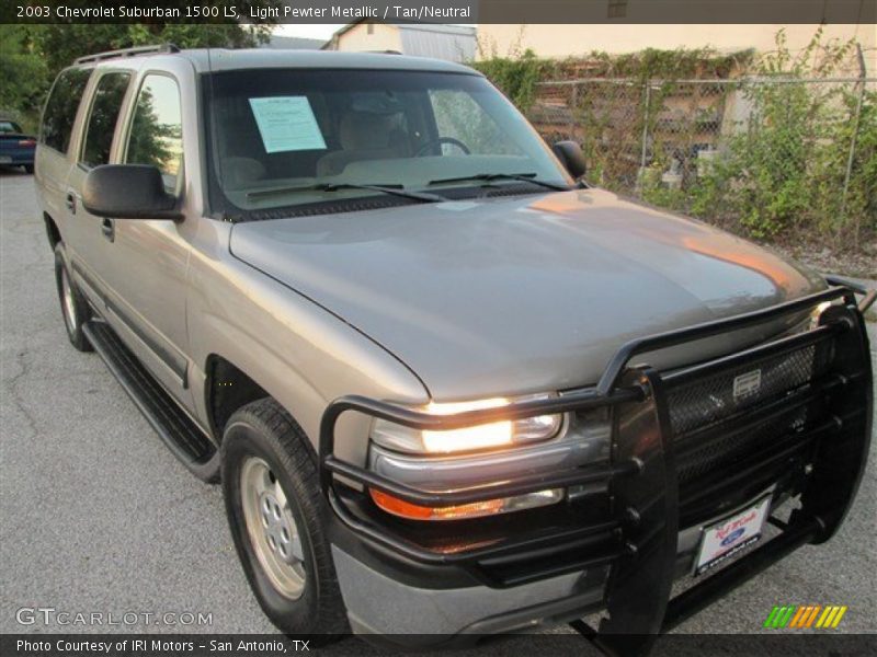 Light Pewter Metallic / Tan/Neutral 2003 Chevrolet Suburban 1500 LS