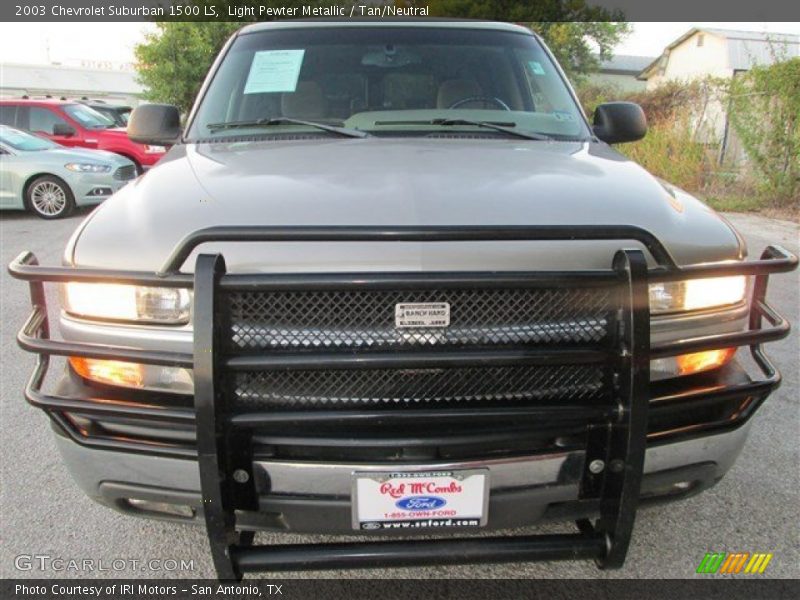 Light Pewter Metallic / Tan/Neutral 2003 Chevrolet Suburban 1500 LS
