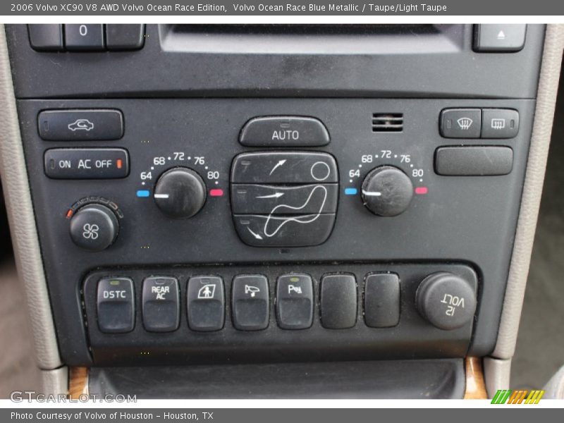 Controls of 2006 XC90 V8 AWD Volvo Ocean Race Edition