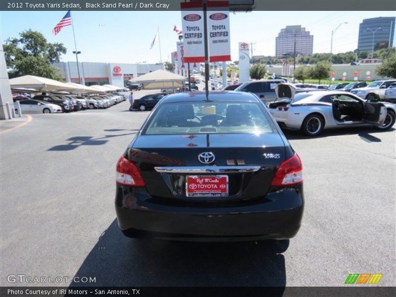 Black Sand Pearl / Dark Gray 2012 Toyota Yaris Sedan