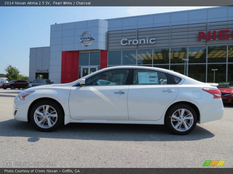 Pearl White / Charcoal 2014 Nissan Altima 2.5 SV