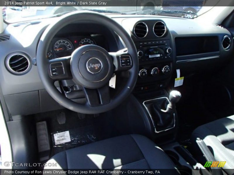 Bright White / Dark Slate Gray 2014 Jeep Patriot Sport 4x4